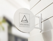 Projekt graficzny, nazwa firmy, tworzenie logo firm Logo dla pracowni MEBLOWANKA - sevenfloor