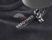 Projekt graficzny, nazwa firmy, tworzenie logo firm Logo dla REFOAMED Technology - myKoncepT